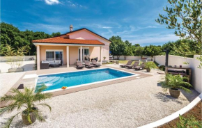 Cozy Home In Pula With Outdoor Swimming Pool